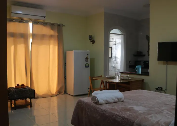 Dolphin Apartment